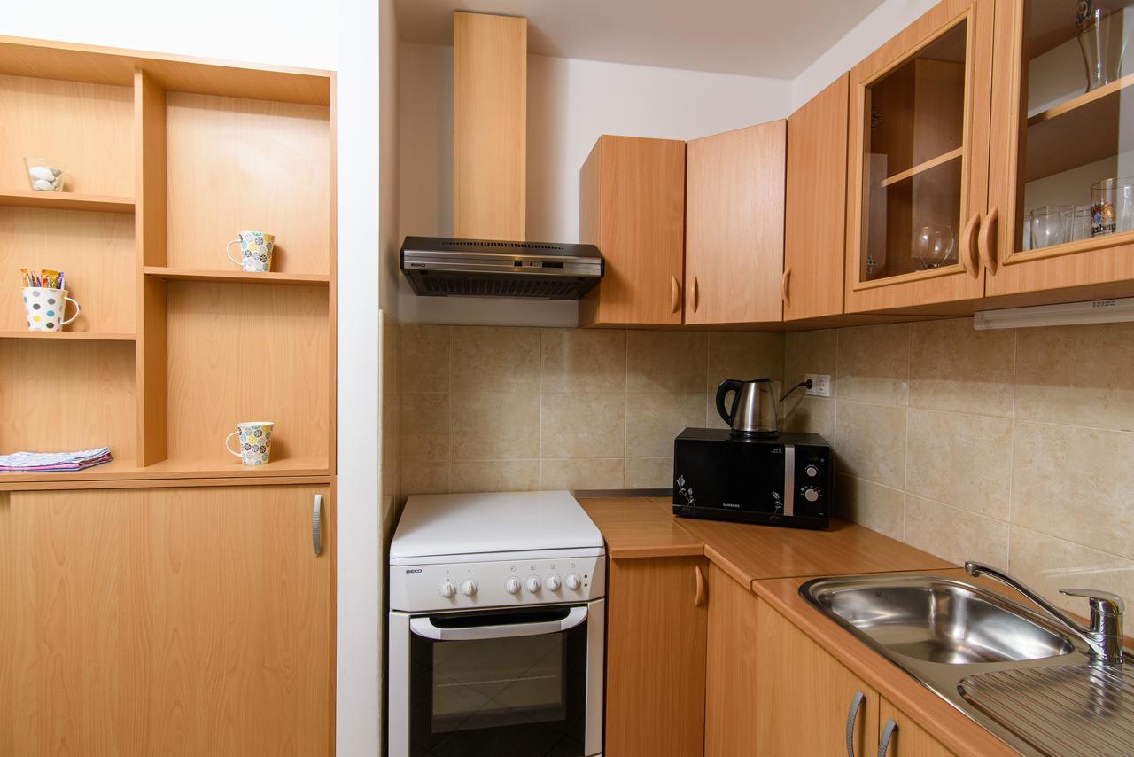 טרוגיר Apartments Sofija מראה חיצוני תמונה