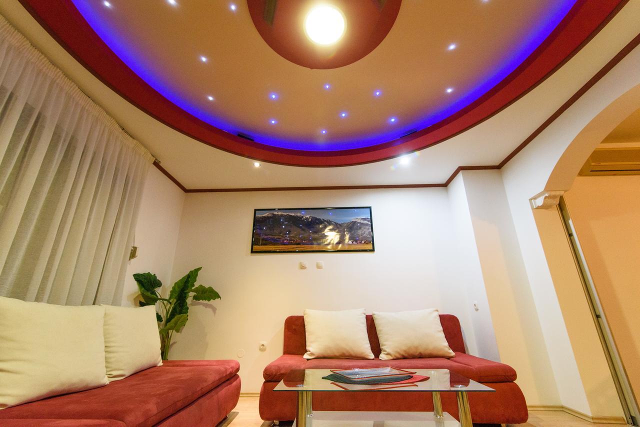 טרוגיר Apartments Sofija מראה חיצוני תמונה